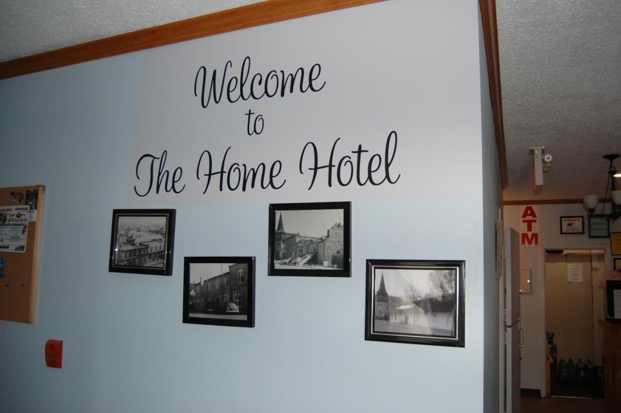 The Home Hotel Boissevain 外观 照片